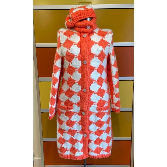 Vintage 1960/70s Handmade Long Sweater with Matching Beanie - Picture 2 of 10